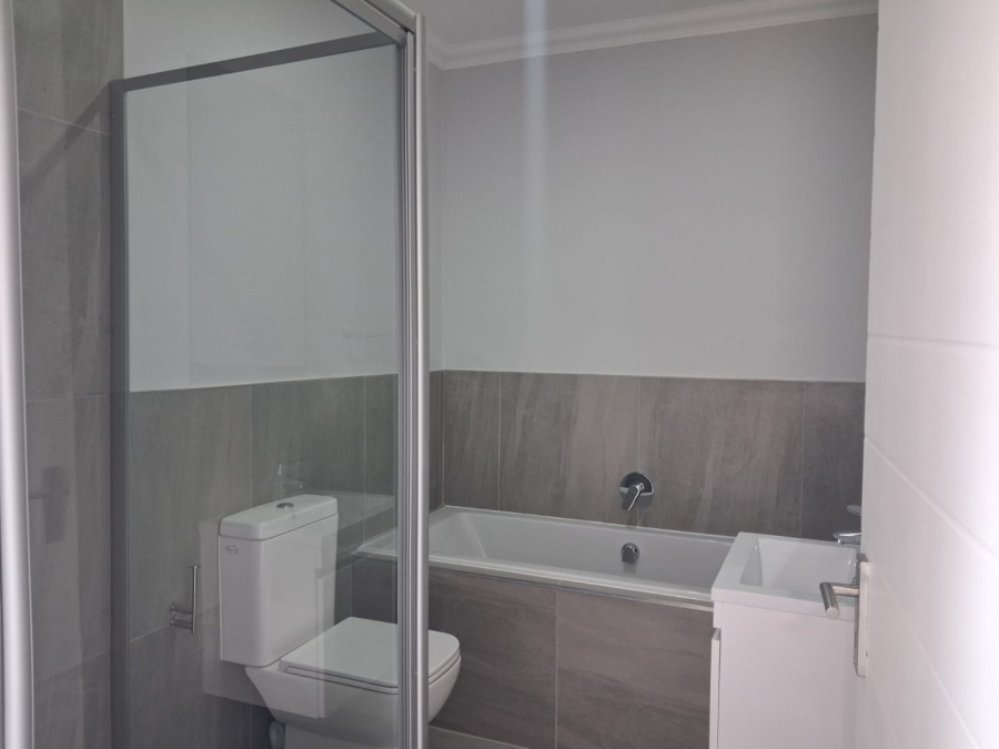 2 Bedroom Property for Sale in Table View Western Cape
